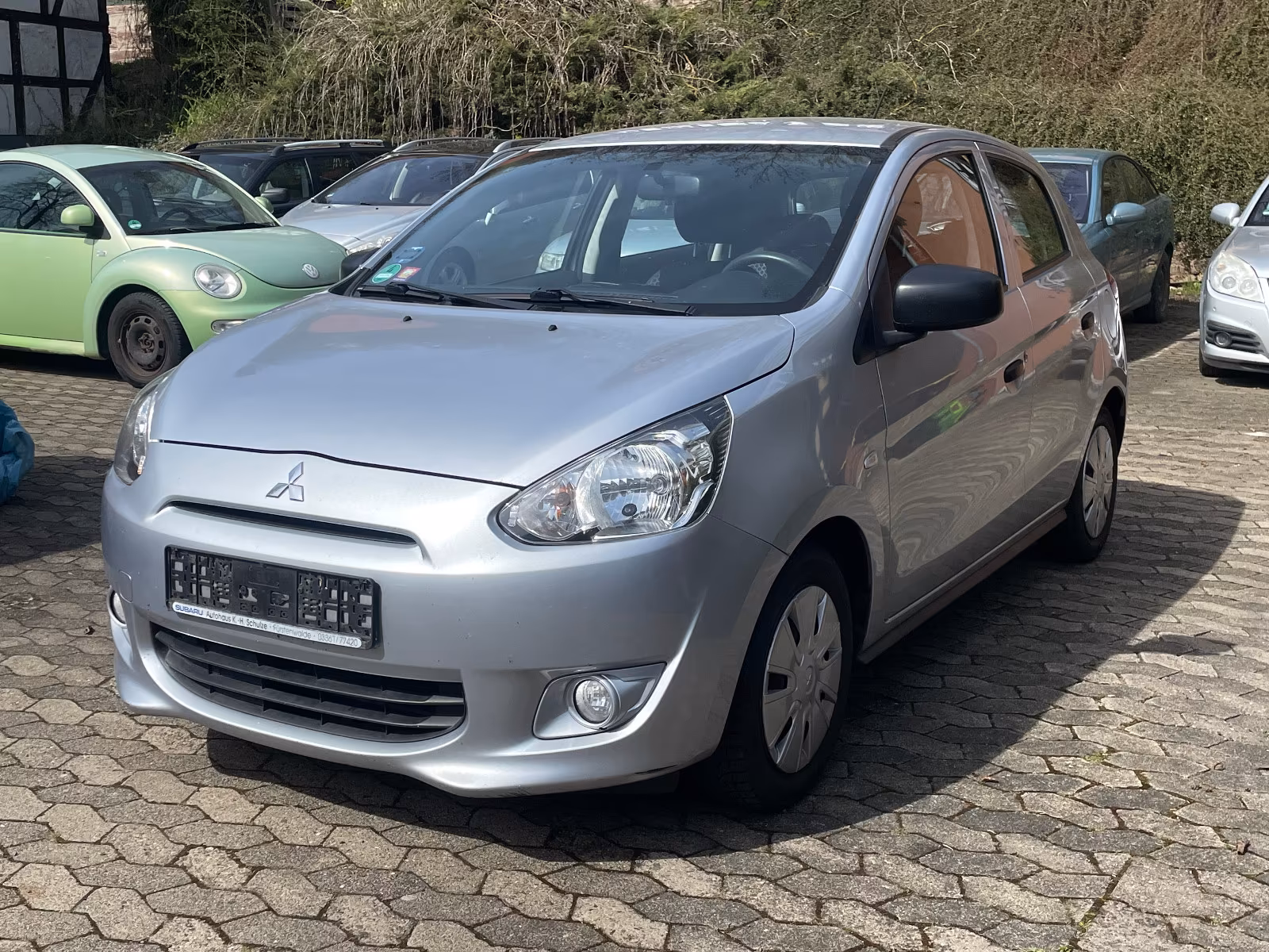 Mitsubishi Space Star Diamant Edition 1.Hand TÜV 12.2026