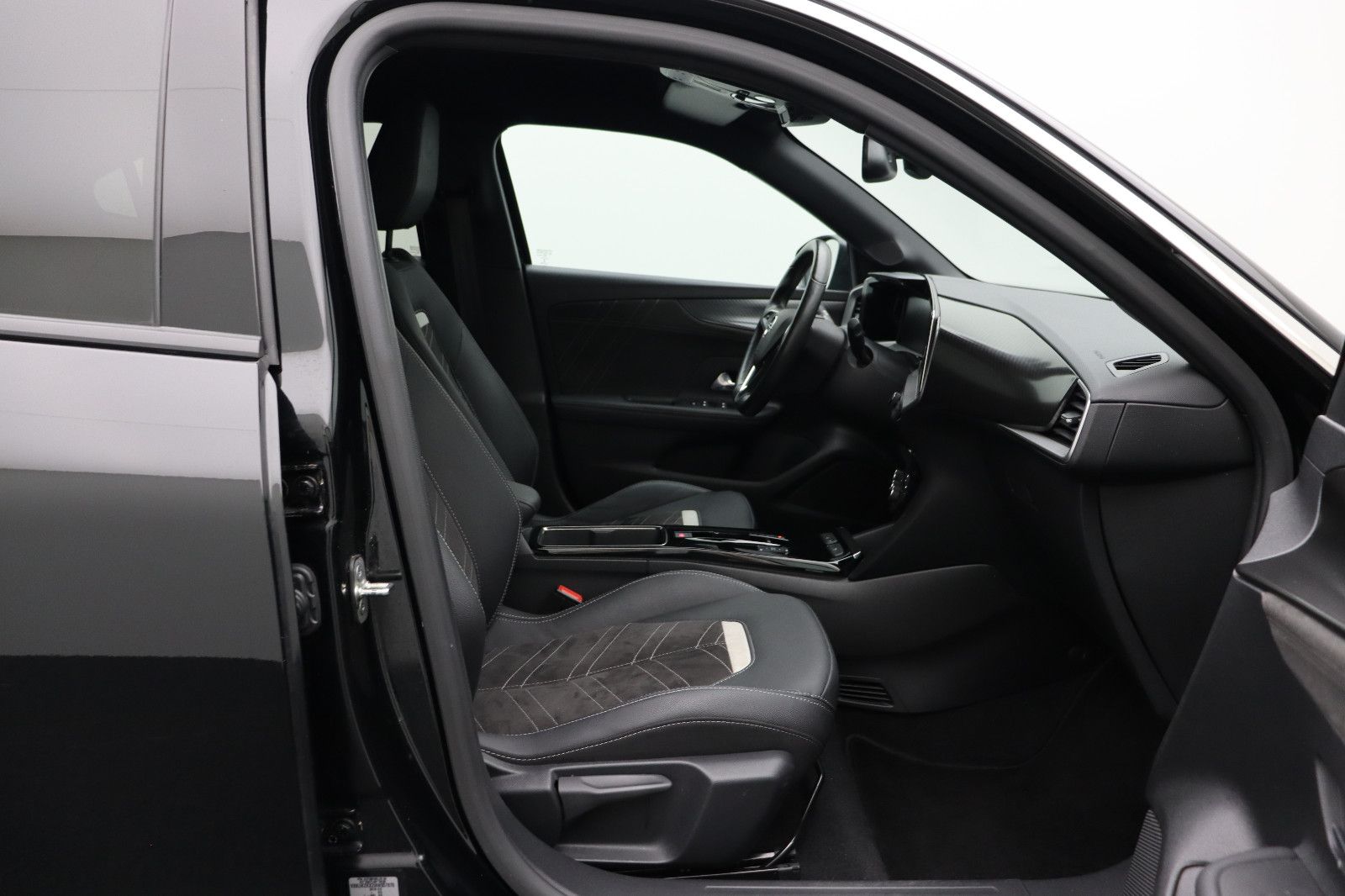 Fahrzeugabbildung Opel Mokka e Ultimate LED/RK/ACC/SH/AppleCP