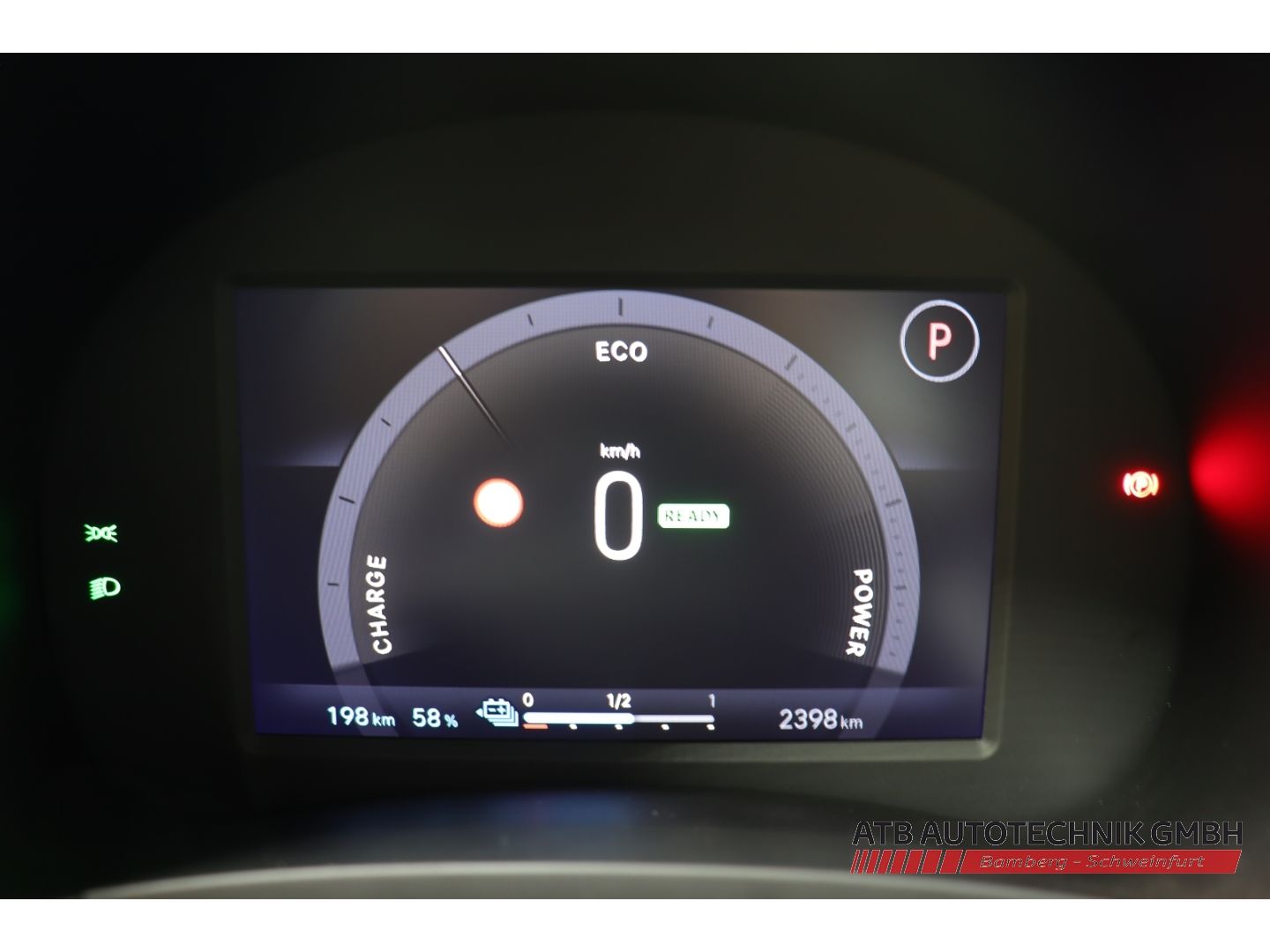 Fahrzeugabbildung Fiat 600e 54kWh Red SOH 97,1% LED Apple CarPlay Klima