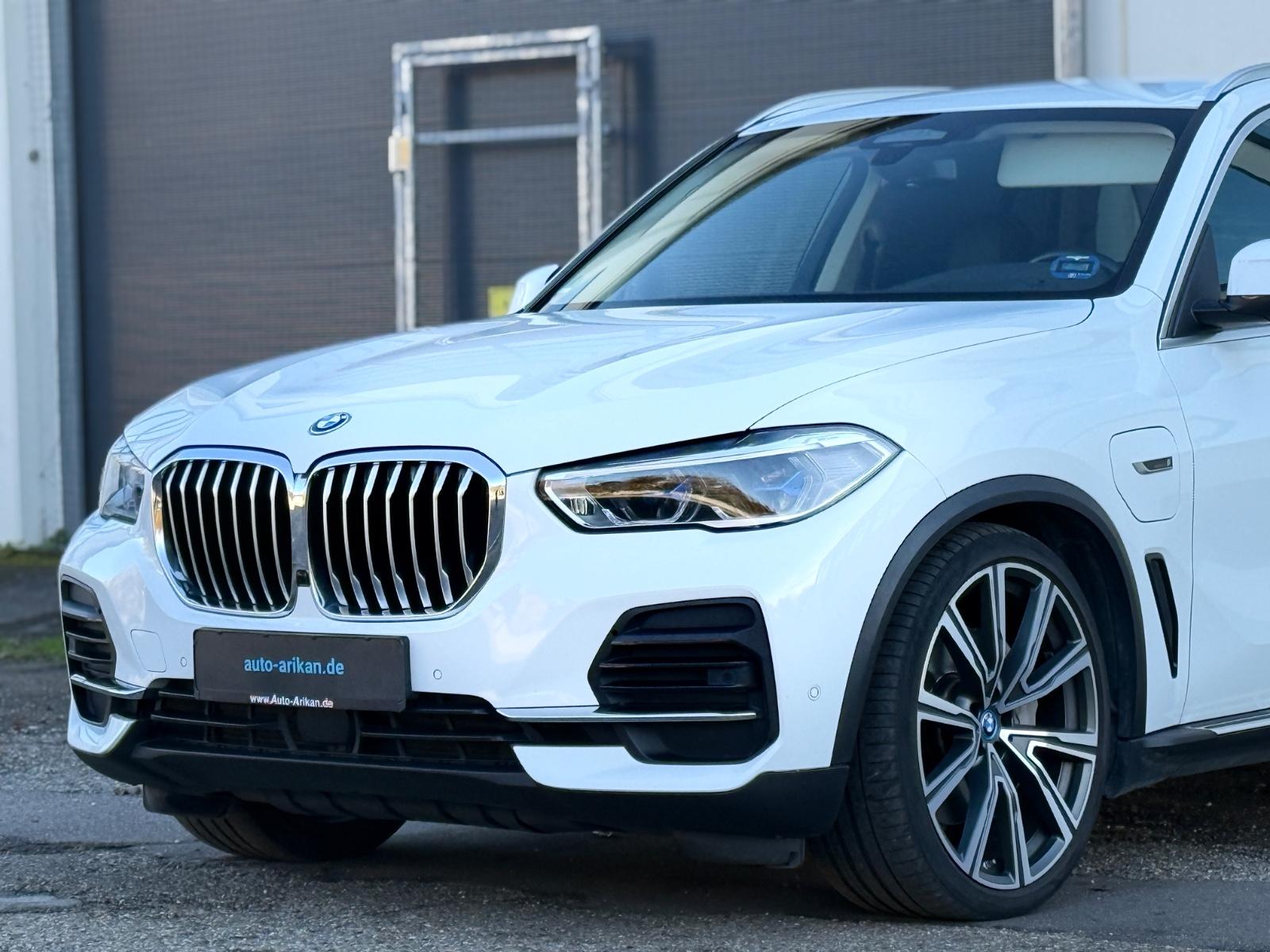 BMW X5 xDrive 45 e ACC/L-Fahrwerk/22Zoll/AHK/Kamera/