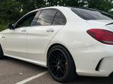 Mercedes-Benz C 63 AMG Mercedes-AMG  Stage 2 - Mercedes-Benz C 63 AMG: mit Apple Carplay