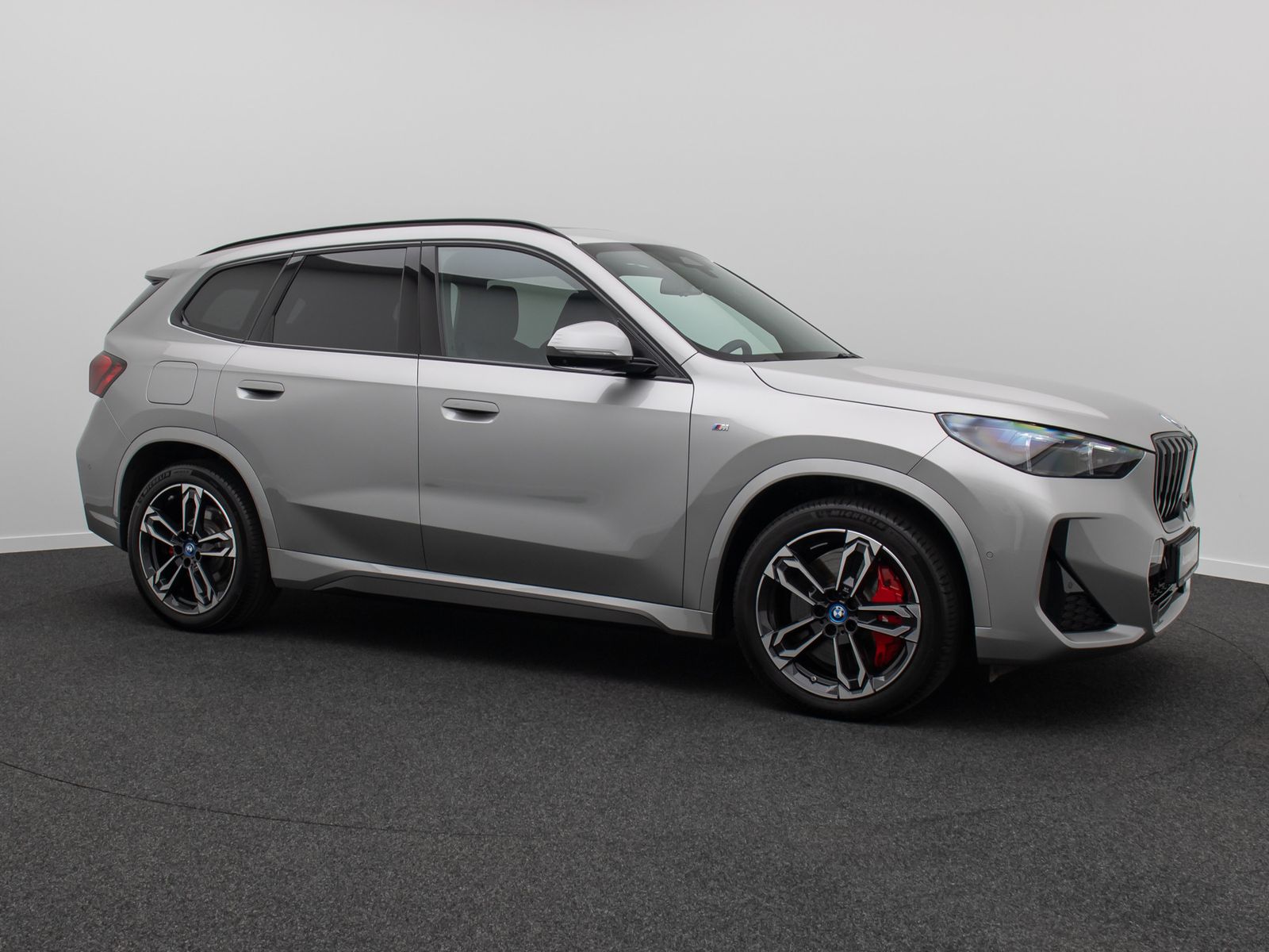Fahrzeugabbildung BMW X1 xD30e MSport 360&deg;H/K Panorama AHK HUD DAB 19"