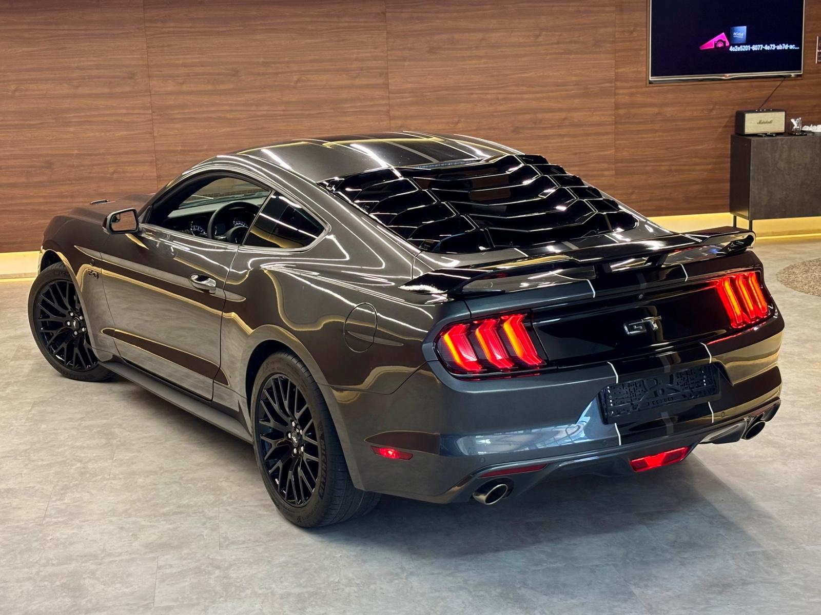 Ford Mustang 5.0 Ti-VCT V8 GT Alcantara R19 Brembo