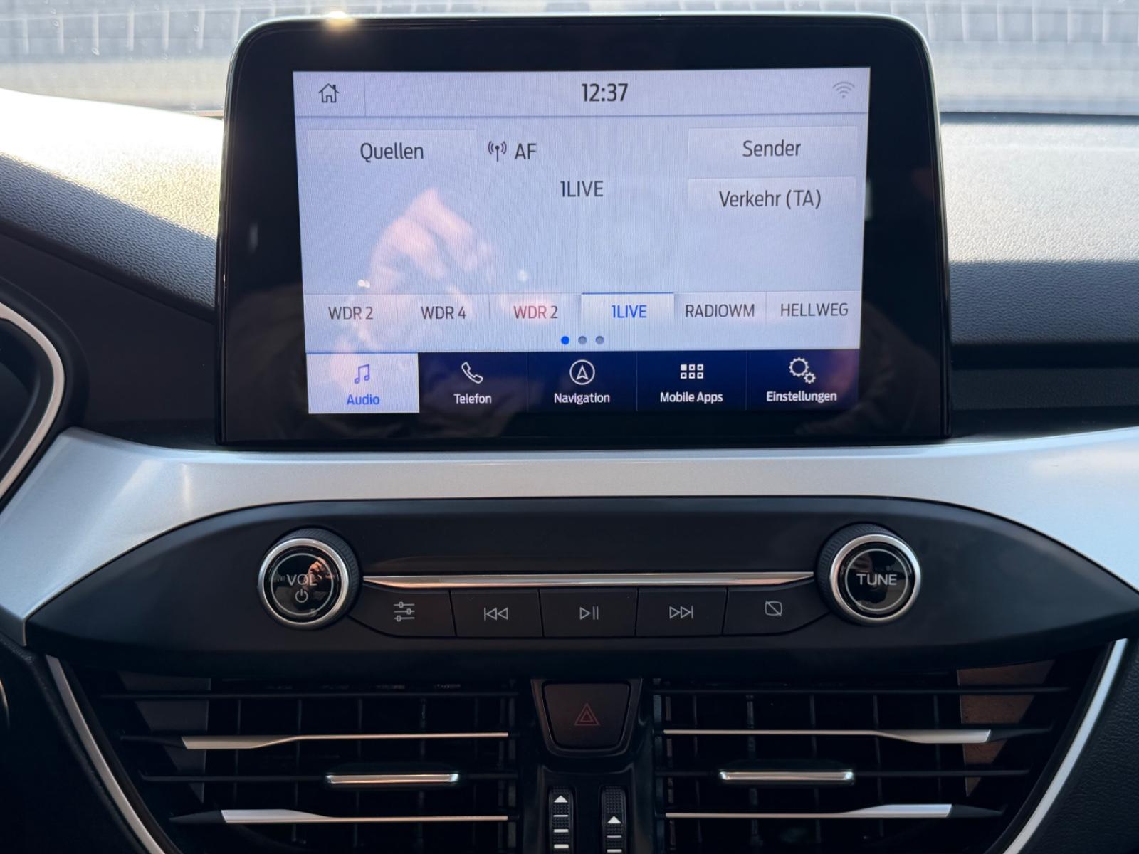 Ford Focus Turnier Cool & Connect Sport Lenkrad