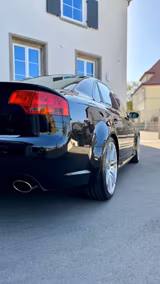 Audi RS4 4.2 quattro - - Audi RS4: Limousine
