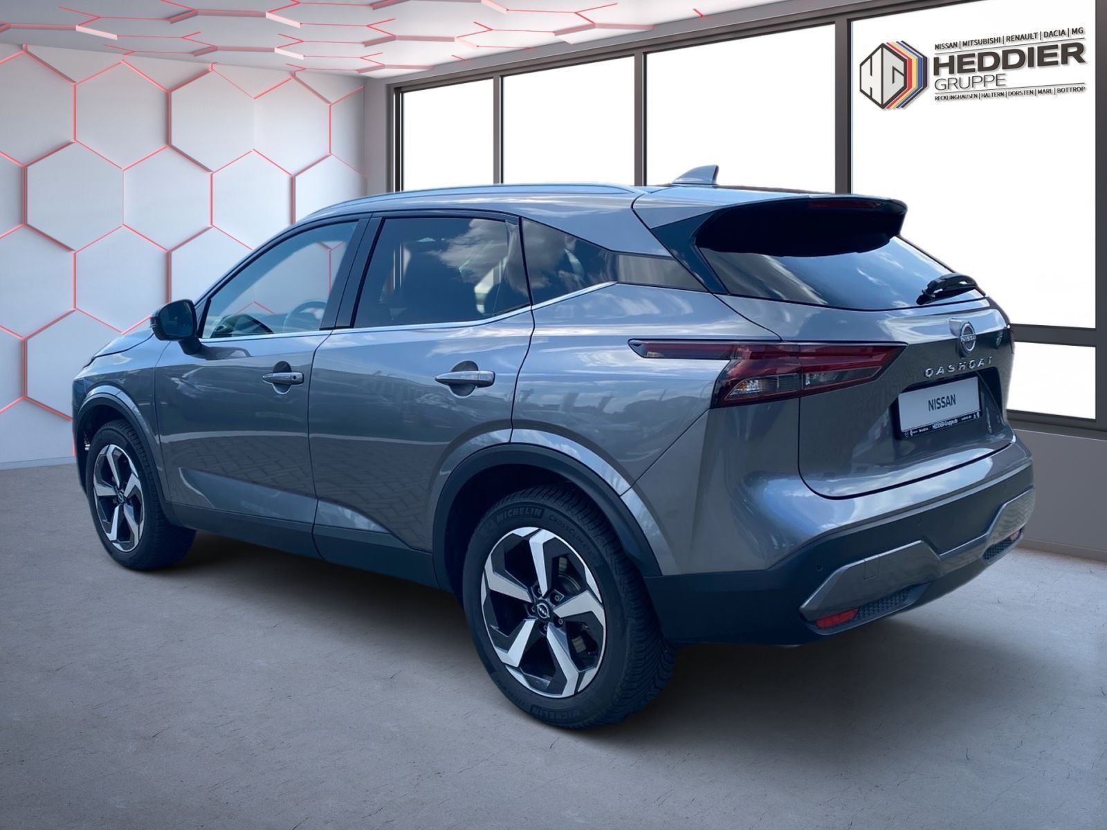 Fahrzeugabbildung Nissan Qashqai 1.3DIG-T Autom. N-Connecta*AHK*Pano*360'