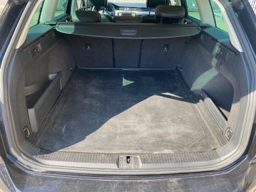 Volkswagen Passat Variant - 12