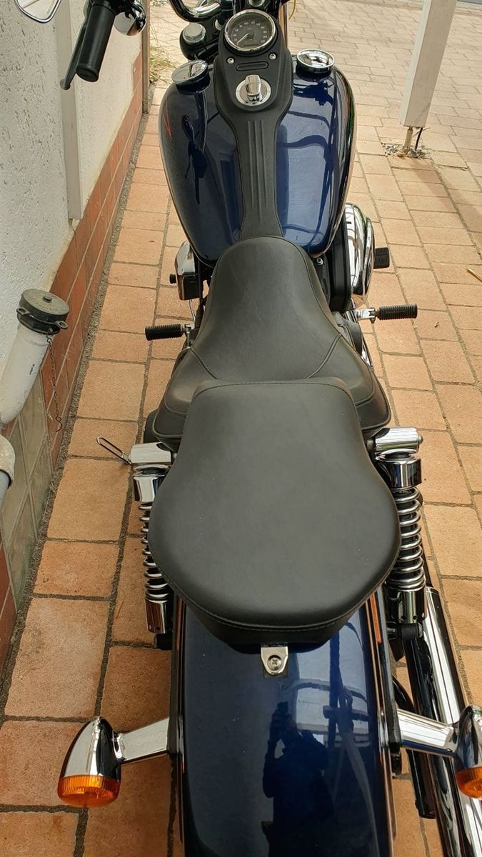 Fahrzeugabbildung Harley-Davidson Dyna Street Bob Special FXDBA
