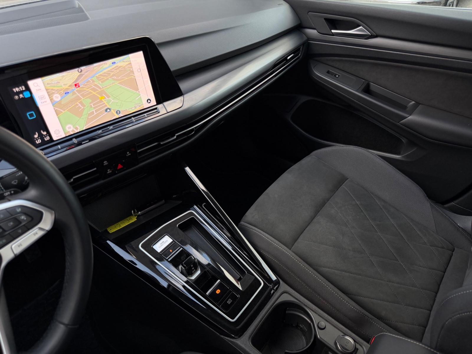 Volkswagen Golf VIII Variant Style*ACC*R-KAM*MEMORY*AHK*, миниатюра 21