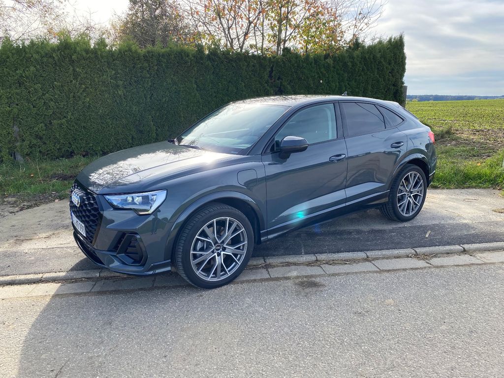 Image of Audi Q3