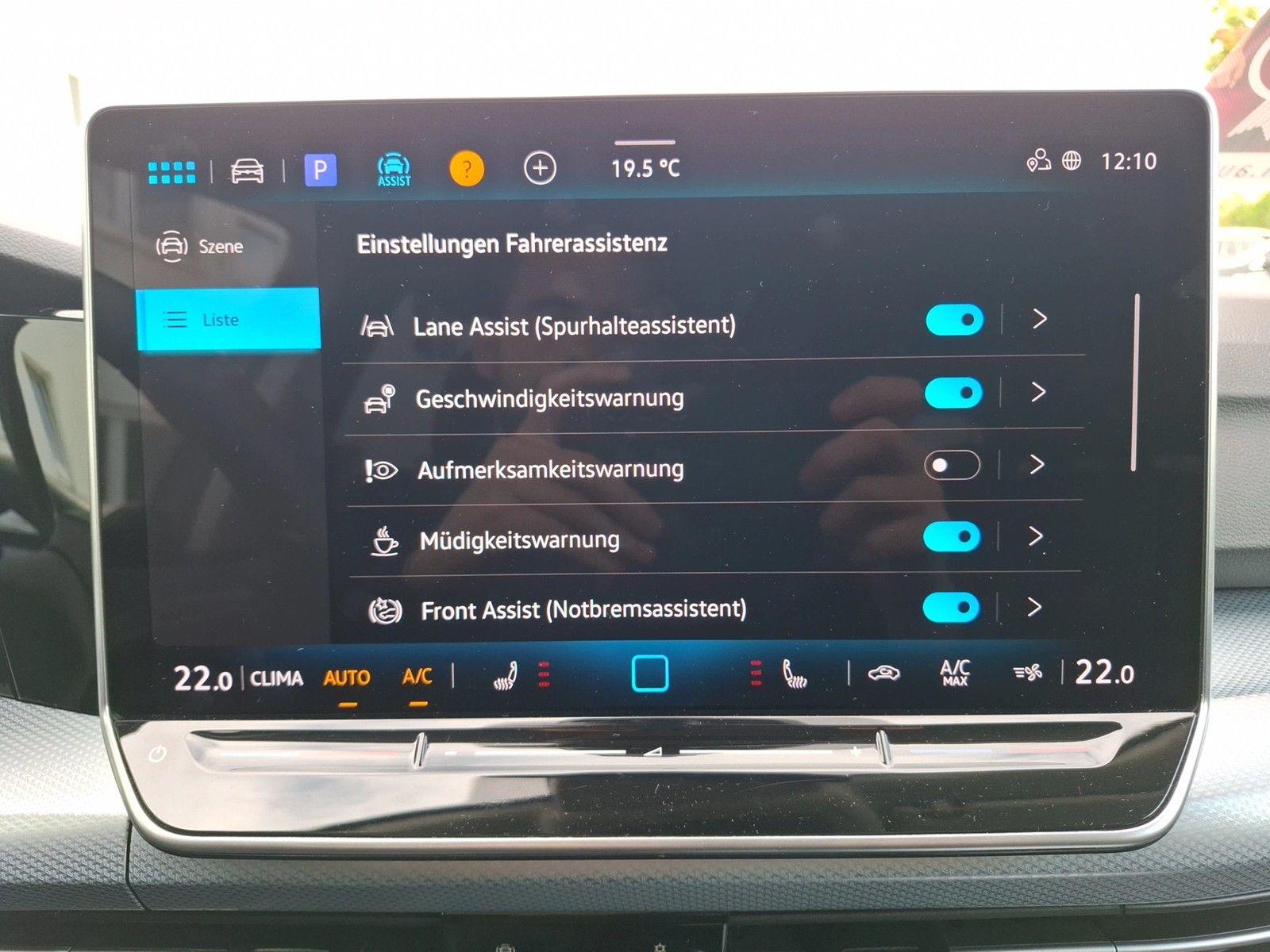 Fahrzeugabbildung Volkswagen Golf VIII Variant TSI Goal LED Navi AID ACC RFK