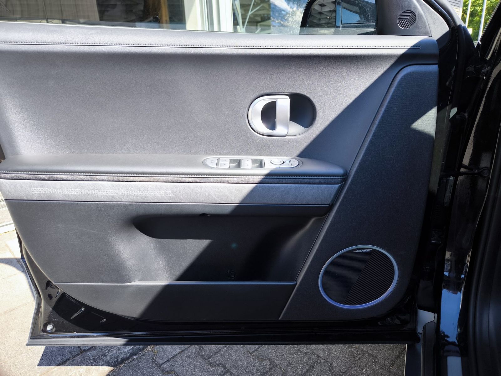 Fahrzeugabbildung Hyundai Ioniq 5 Uniq LED+HEAD+NAVI+SHZ+360°+ACC+BOSE+19"