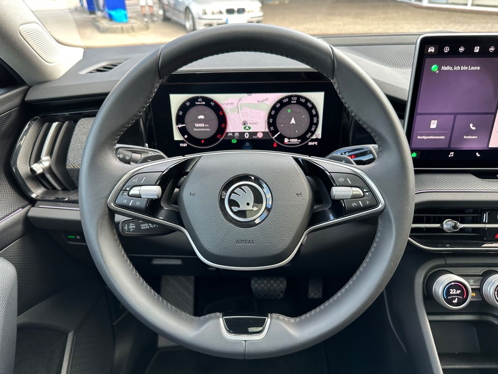 Fahrzeugabbildung SKODA Kodiaq 2.0 TDI 4x4 Selection DSG Pano/AHK/Navi