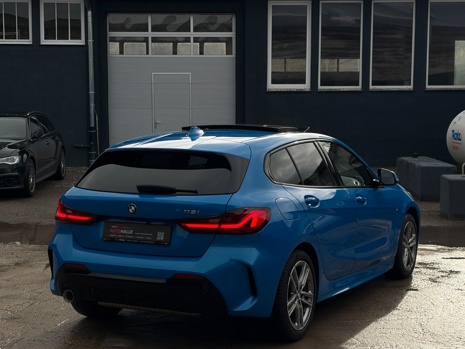 Fahrzeugabbildung BMW 118i M Sport Leder PANO TEMP CAM LED HiFi