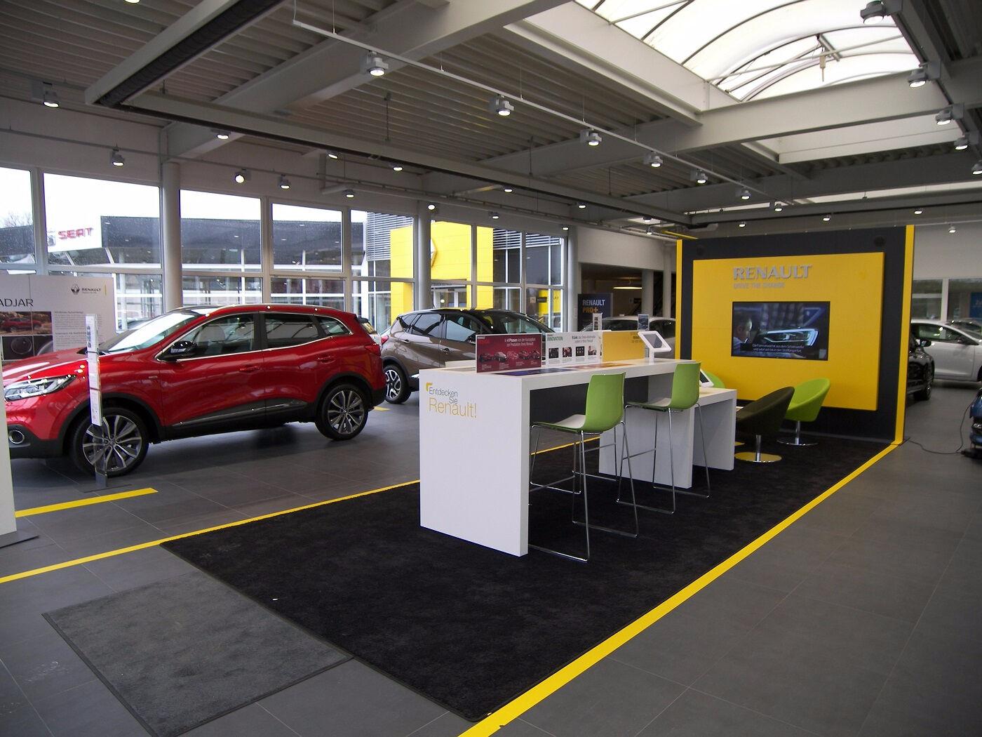 showroom-image-top