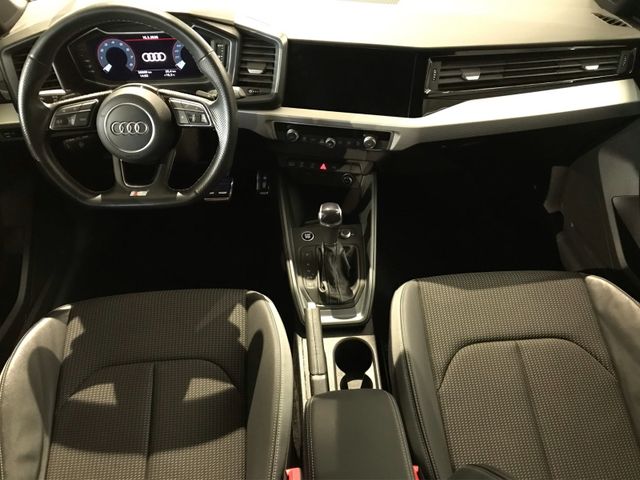 A1 30 Sportback Sline 1.0.TFSI*BLACK+*KAM*