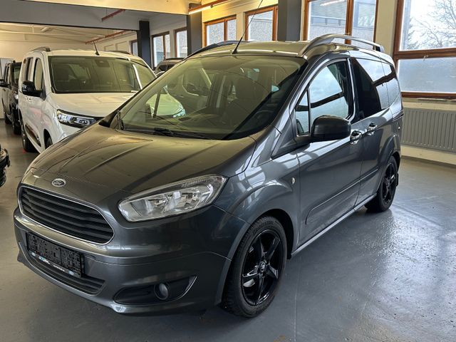 Ford Tourneo Courier Titanium 5 Sitzer