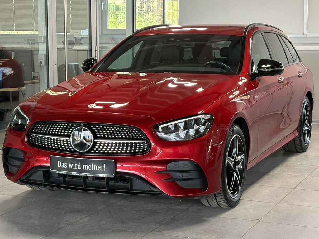 Image of Mercedes-Benz E 300