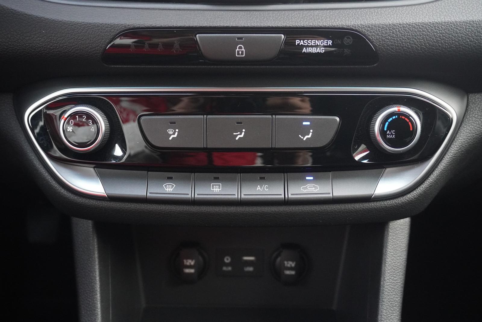 Hyundai i30 Kombi 1.4 T-GDI Trend Klima Tempomat PDC USB