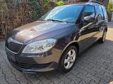 Skoda Roomster Family, 2.Besitz, Scheckheft, AHK ! - Skoda Roomster in Gelsenkirchen