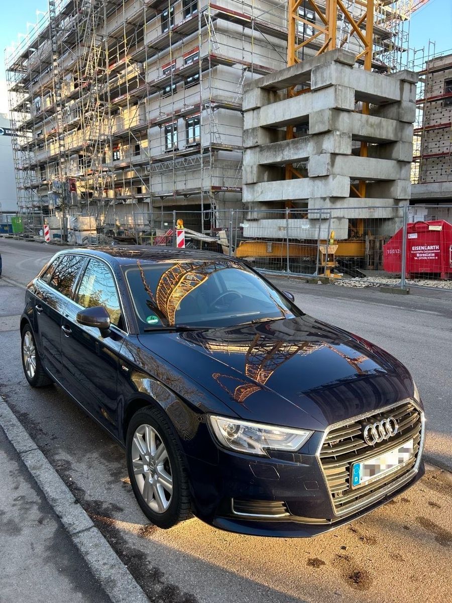 AUDI Audi A3 2.0 TDI S tronic Sportback TÜV 04/2028