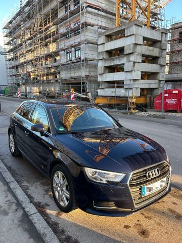 AUDI Audi A3 2.0 TDI S tronic Sportback TÜV 04/2028