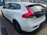 Volvo V40 D2 / 18  Zoll R-Design. - gebrauchte Volvo V40 aus dem Jahr 2015