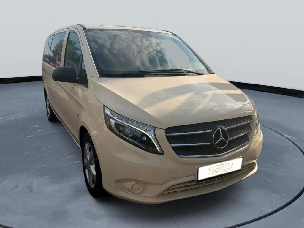 Image of Mercedes-Benz Vito