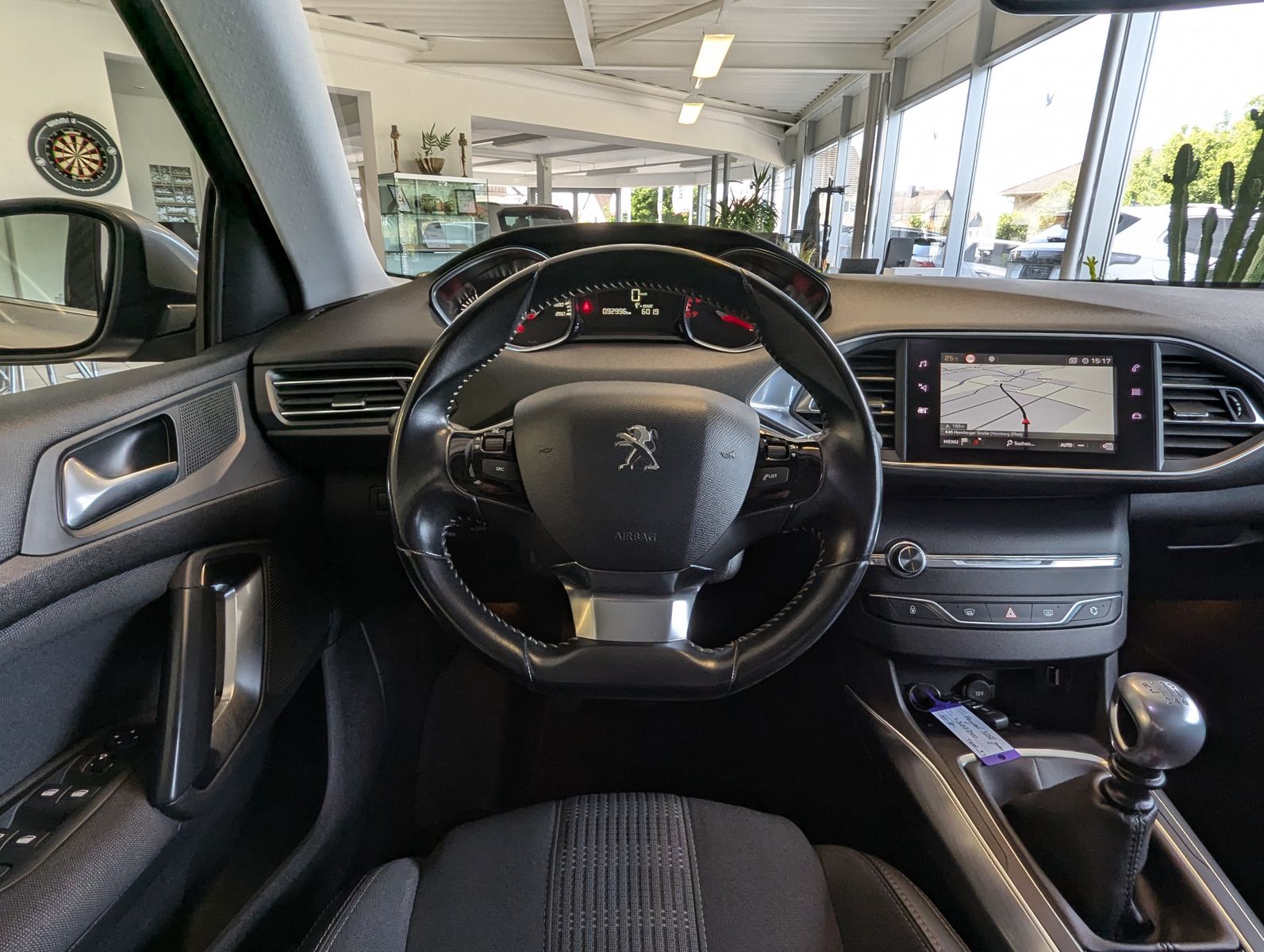 PEUGEOT 308 1.2 e-THP Allure Full-LED-Paket Kamera Navi+ - Image 18