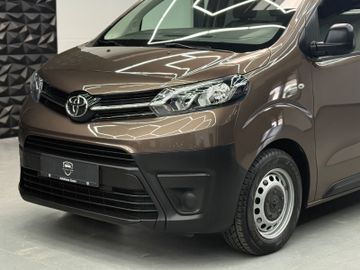 Toyota Proace (Verso) - 2