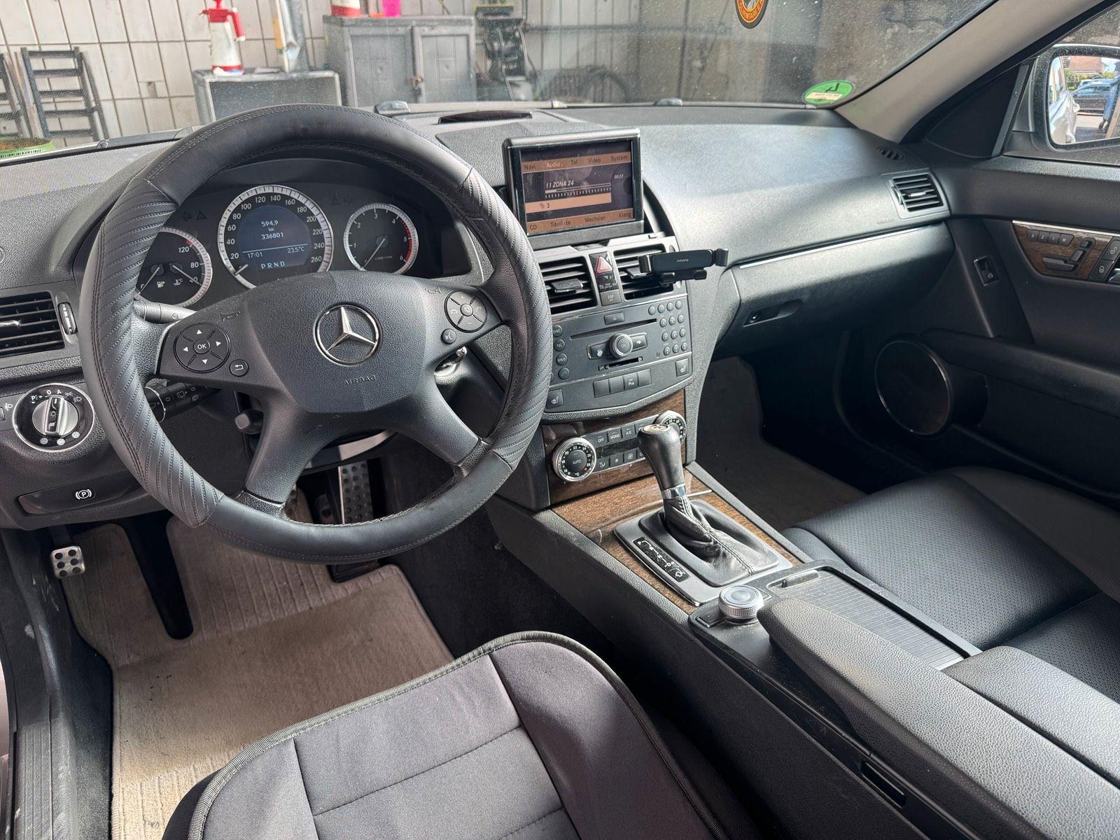 Mercedes-Benz C320 2008 — photo 5