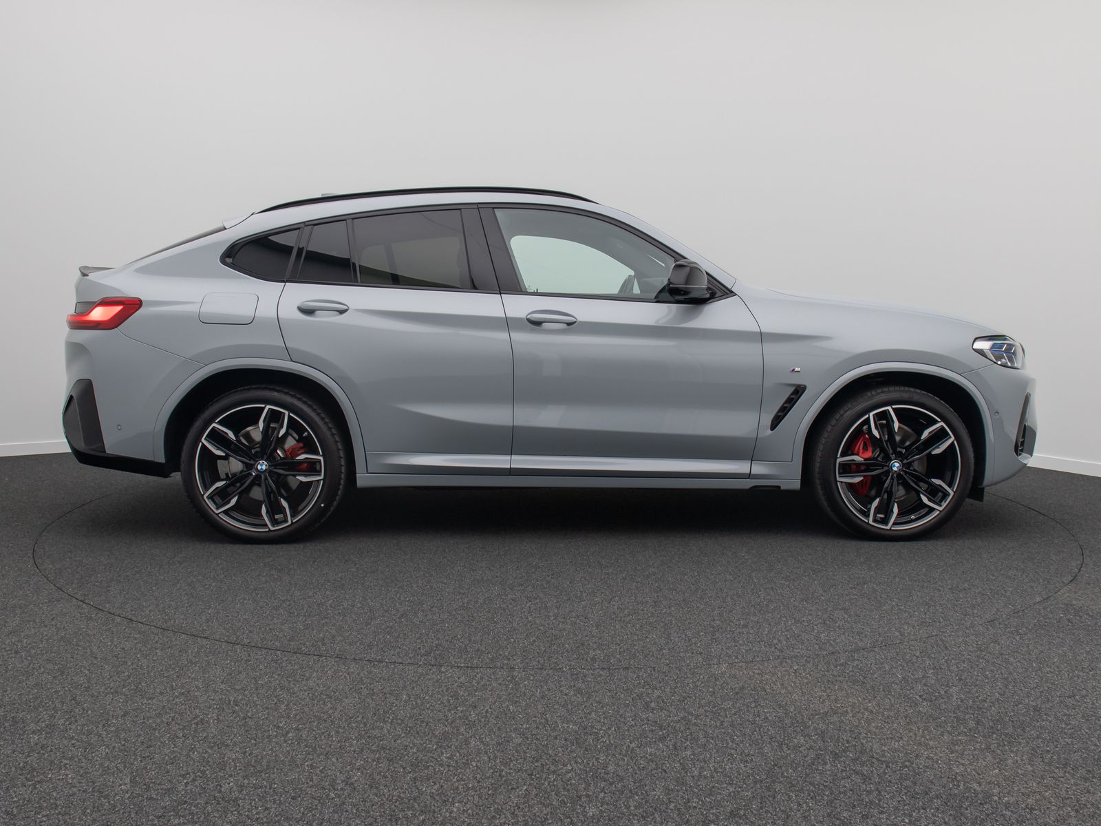 Fahrzeugabbildung BMW X4 M40i Laser360°HUD H/K DAB Panorama AHK 21Zoll