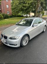 BMW E92 325i - BMW 325: 92 325i