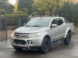 Mitsubishi L200 Plus Doppelkabine 4WD - silberne Mitsubishi L200