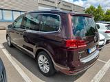 Volkswagen Sharan 2.0 TDI SCR DSG BMT Beach Garagenw. - VW Sharan von privat