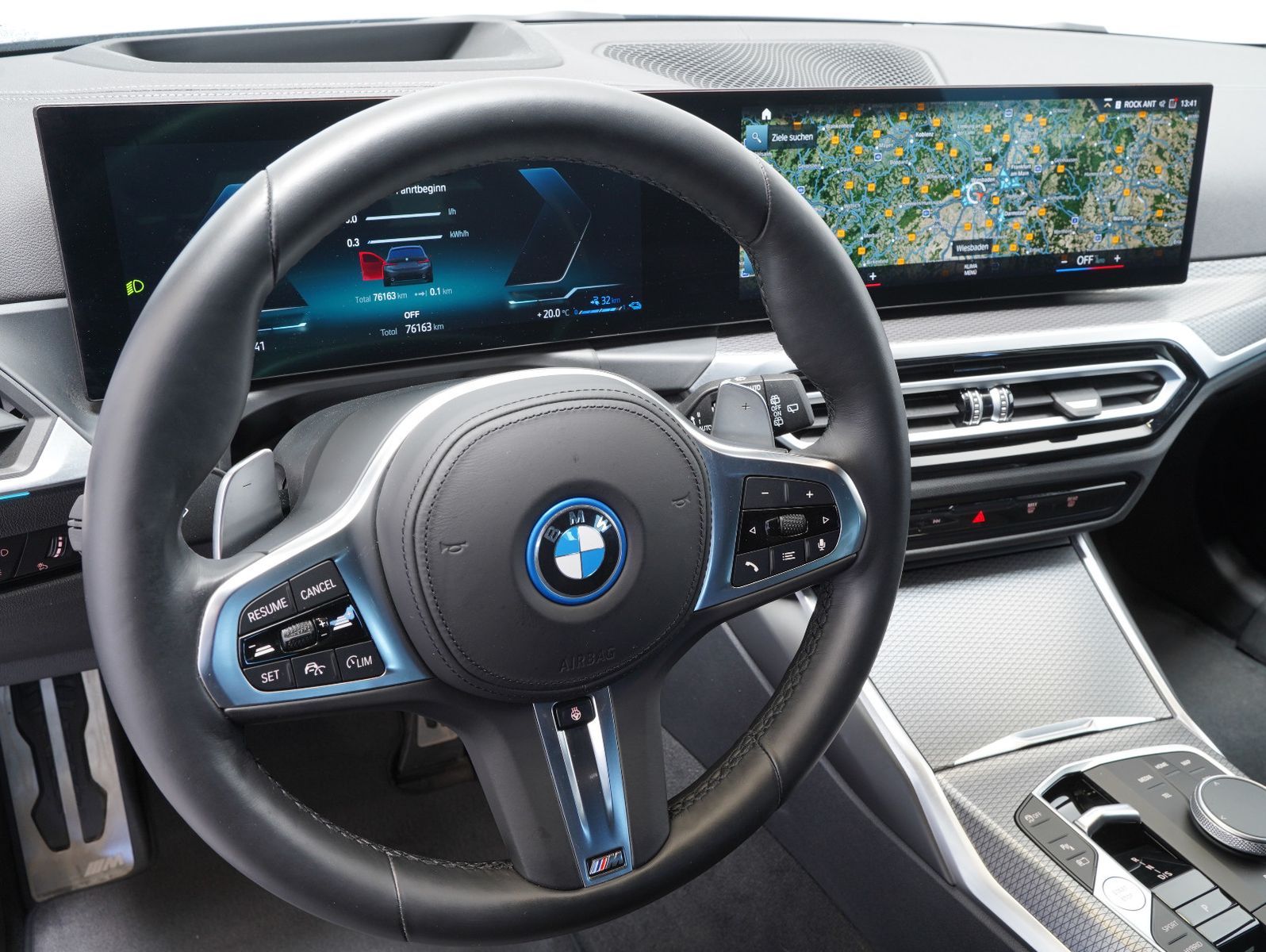 Fahrzeugabbildung BMW 320 e Touring M Sport FACELIFT/WIDESCREEN/HEADUP