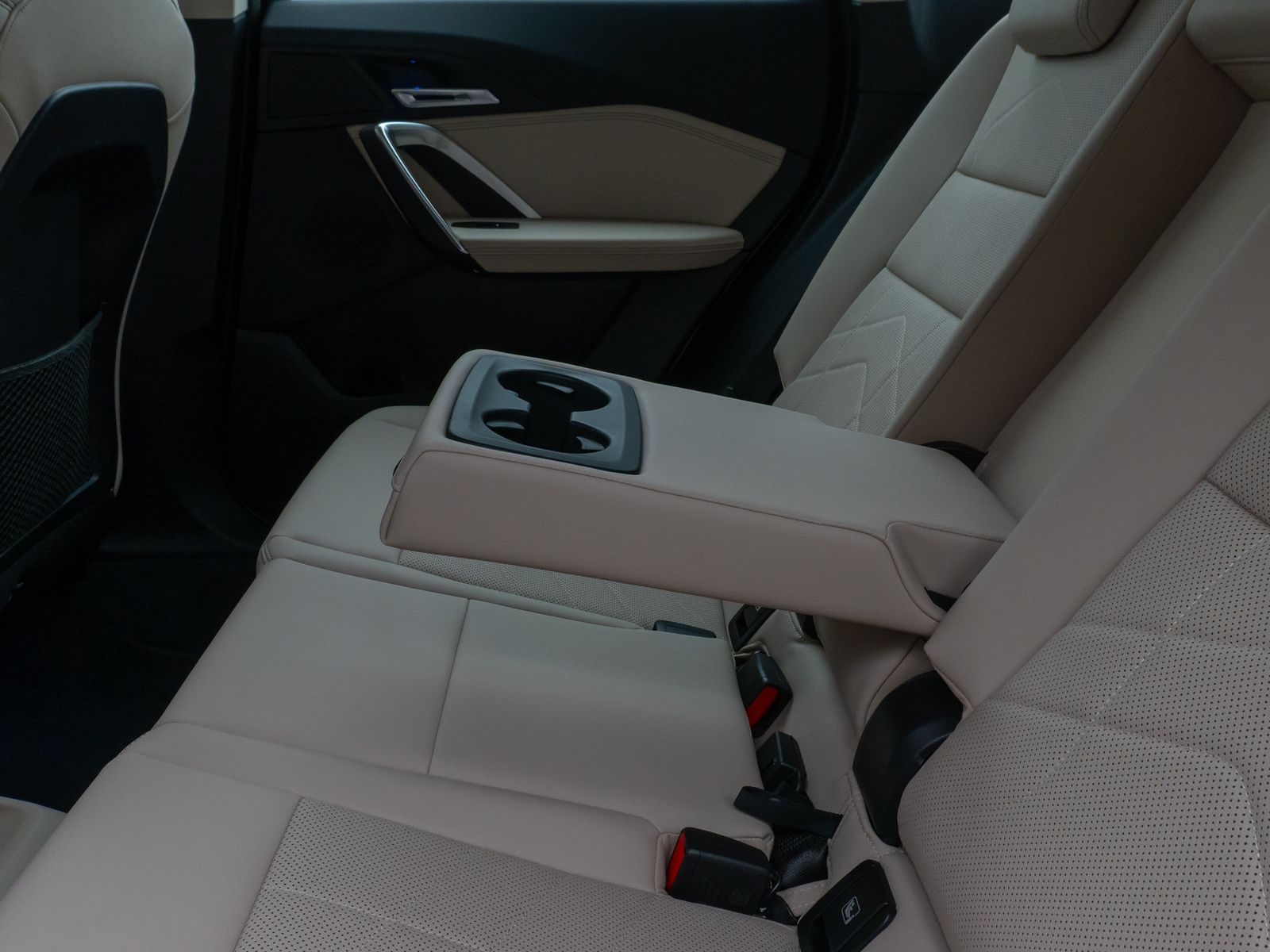 Fahrzeugabbildung BMW X1 sD18i xLine Kamera DAB Widscreen Sport Leder