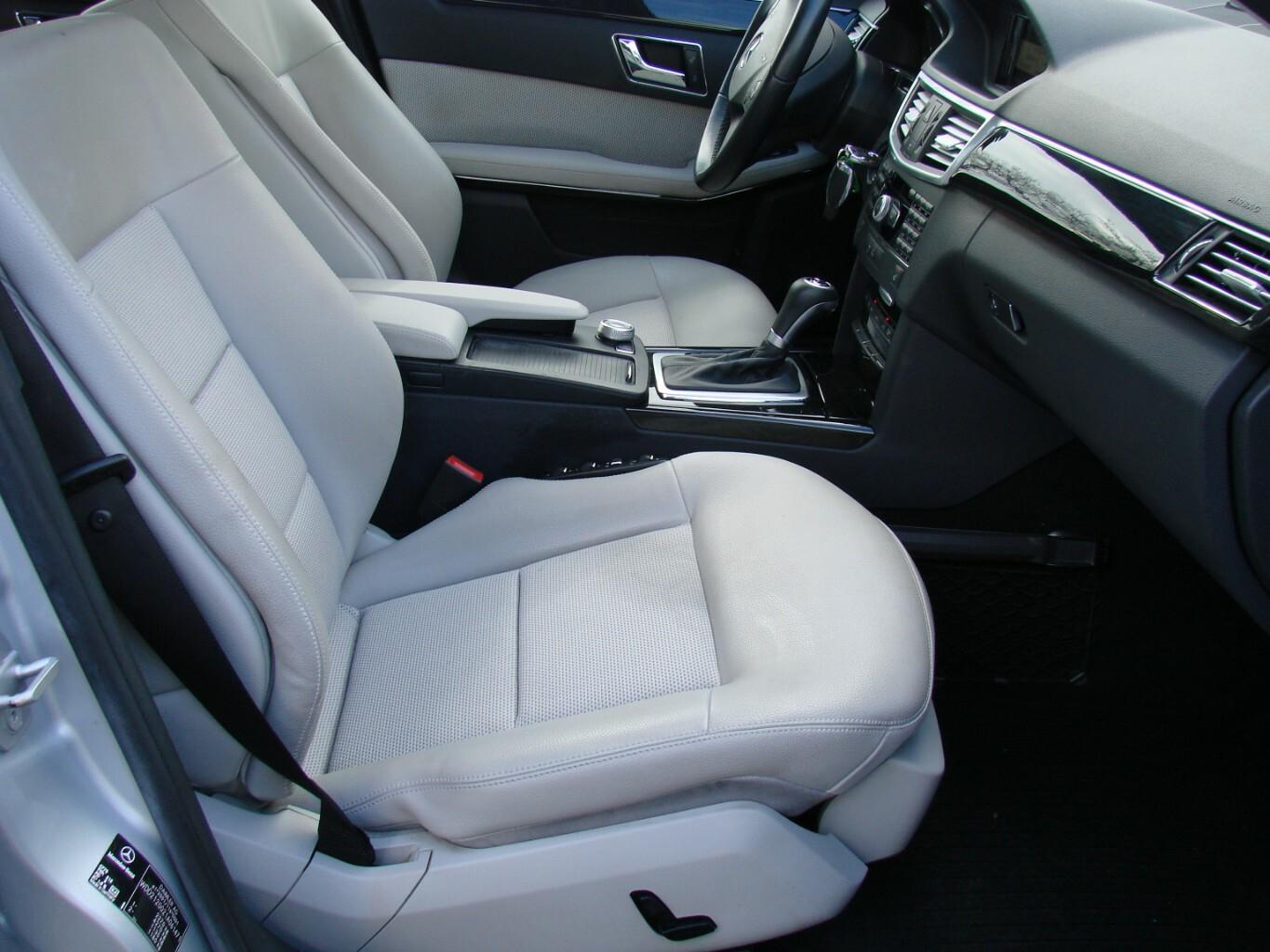 Mercedes-Benz E 220 CDI Avantgarde BlueEfficiency Multikonturs