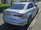 Audi RS 3 2.5 TFSI LED/NAVI/PANODACH/KAMERA/19"ALU - Audi: Rs1