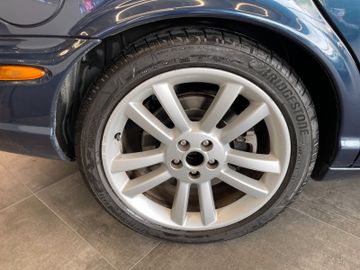 Jaguar XJ 2.7 D XJ6 Sovereign *Klima*Navi*PDC*Bluetooth