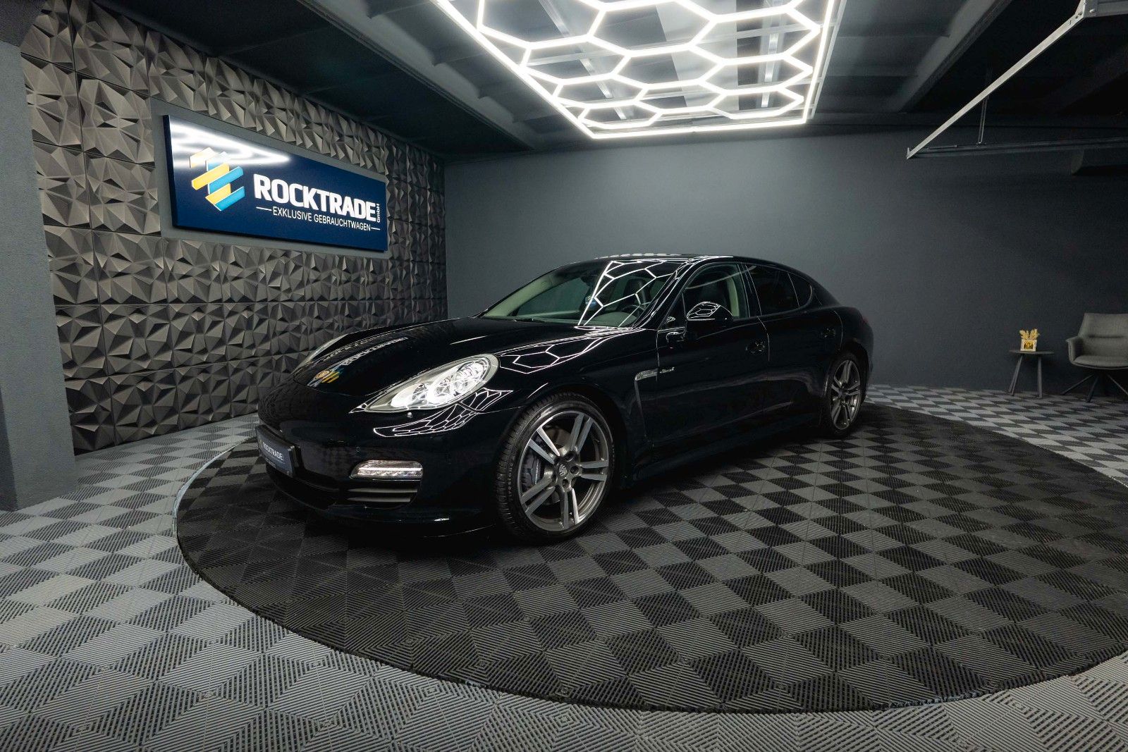 Fahrzeugabbildung Porsche Panamera 3.0 V6 Diesel *Active Suspension*Kamera