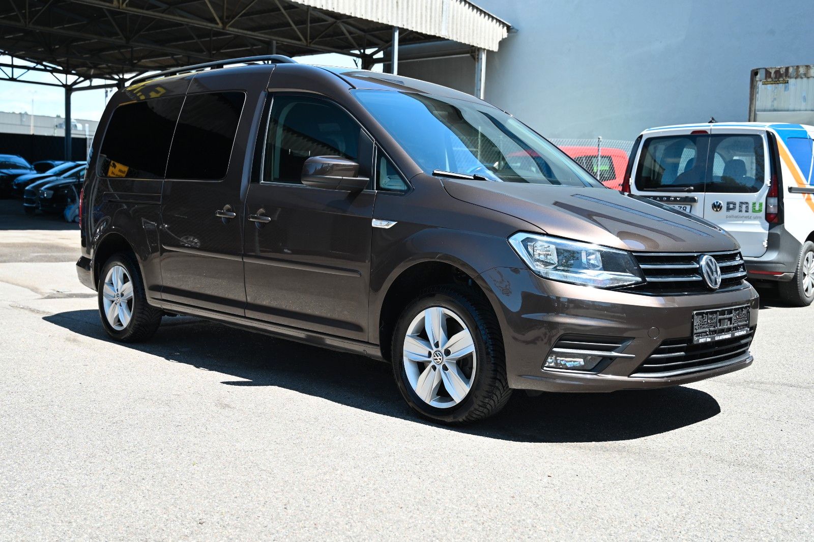 VW Caddy PKW Maxi Comfortline/7 SITZE/AHK