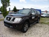 Nissan Navara Pickup Double Cab 4X4 - gebrauchte Nissan Navara aus dem Jahr 2014