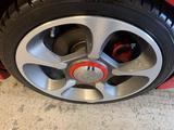 Abarth 595 Competizione 1.4 KAT PDC Android CD-Spieler - Abarth 595 Competizione: Limousine