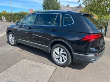 Volkswagen Tiguan Allspace - 8