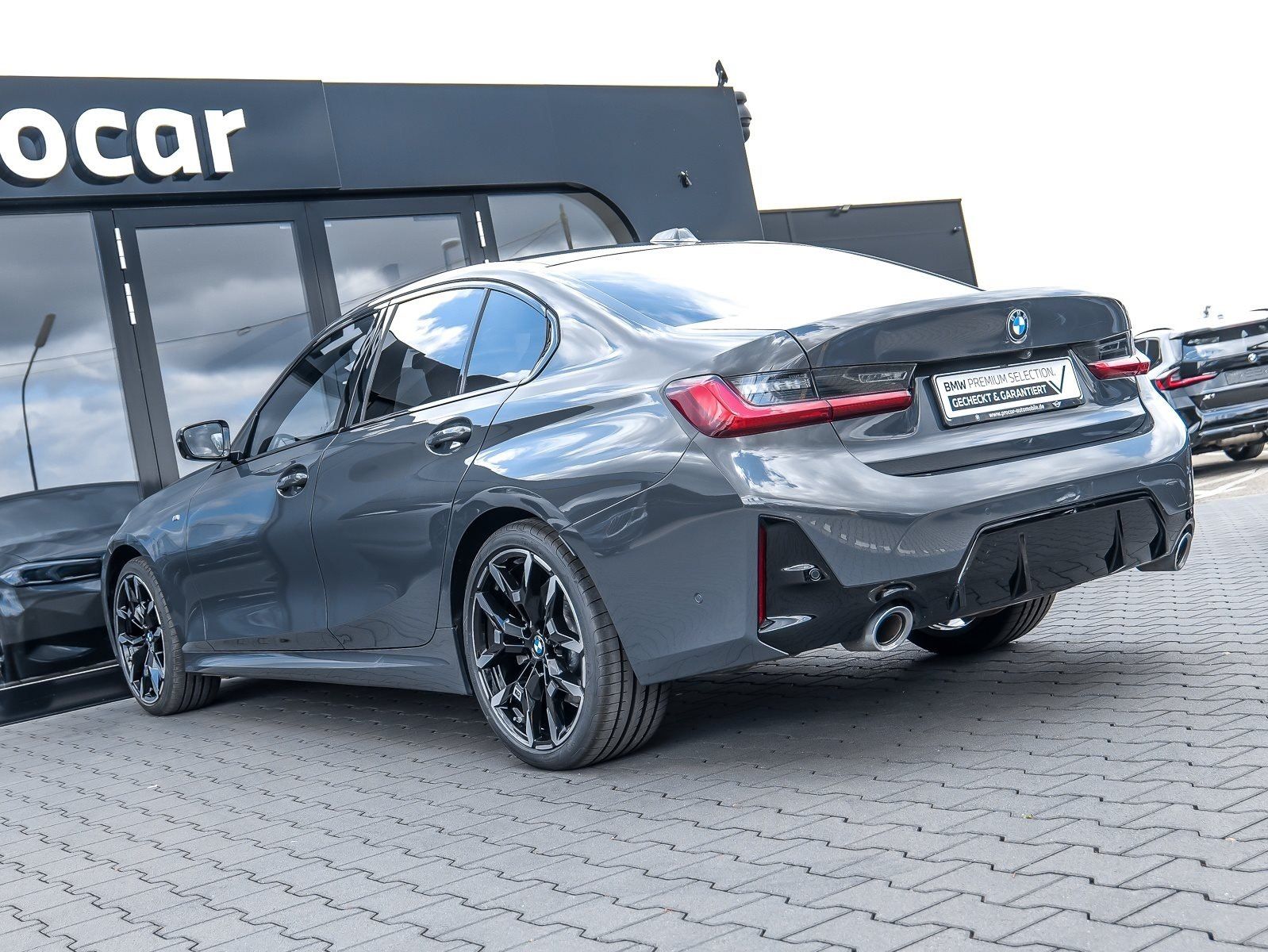 BMW 330 - Bild 7