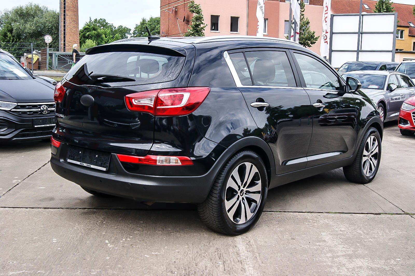 Fahrzeugabbildung Kia Sportage 2.0i Dream 4WD ANHÄNGERKUPPLUNG ORANGE