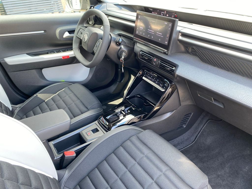 Fahrzeugabbildung Citroën C3 Aircross Hybrid 145 ë-DSC6 MAX *Winter-Paket*