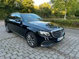 Mercedes-Benz E 200 4MATIC T- Avantgarde/Luxury+Navi+Kamera+LE - Mercedes-Benz E-Class: Kombi, 7sitzer