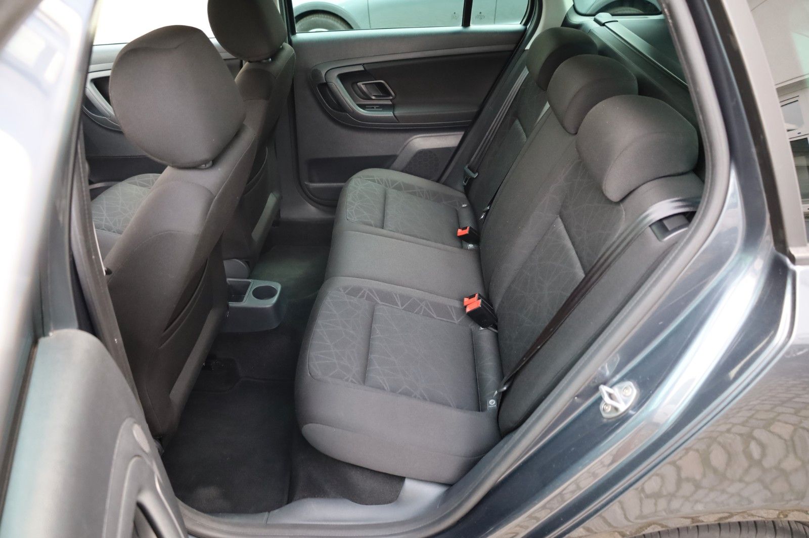 Fahrzeugabbildung SKODA Fabia Combi Family 1,2 TSI *SHZ *PDC *Climatro.